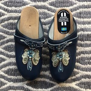 Swedish Hand-Painted Clogs Vintage